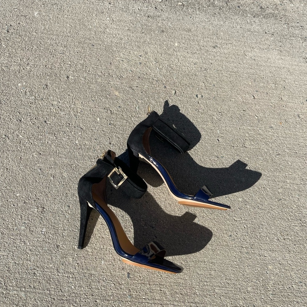 Sexy Calvin Klein Sandal Pump size 8​ - Picture 6 of 7